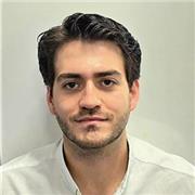 Ingeniero de Minas y Energía con formación en finanzas y experiencia docente imparte clases de matemáticas para alumnos de ESO y B